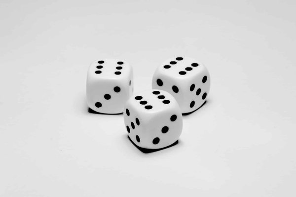 Jeux de dés : lesquels pratiquer en famille ?